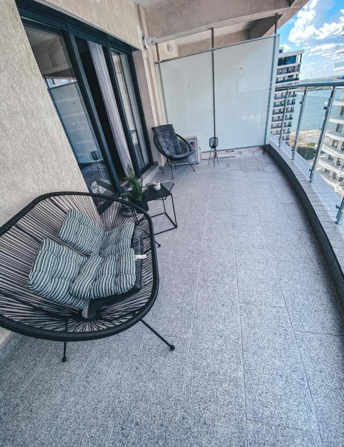 Mamaia Luxury Studio Apartment V ภายนอก รูปภาพ